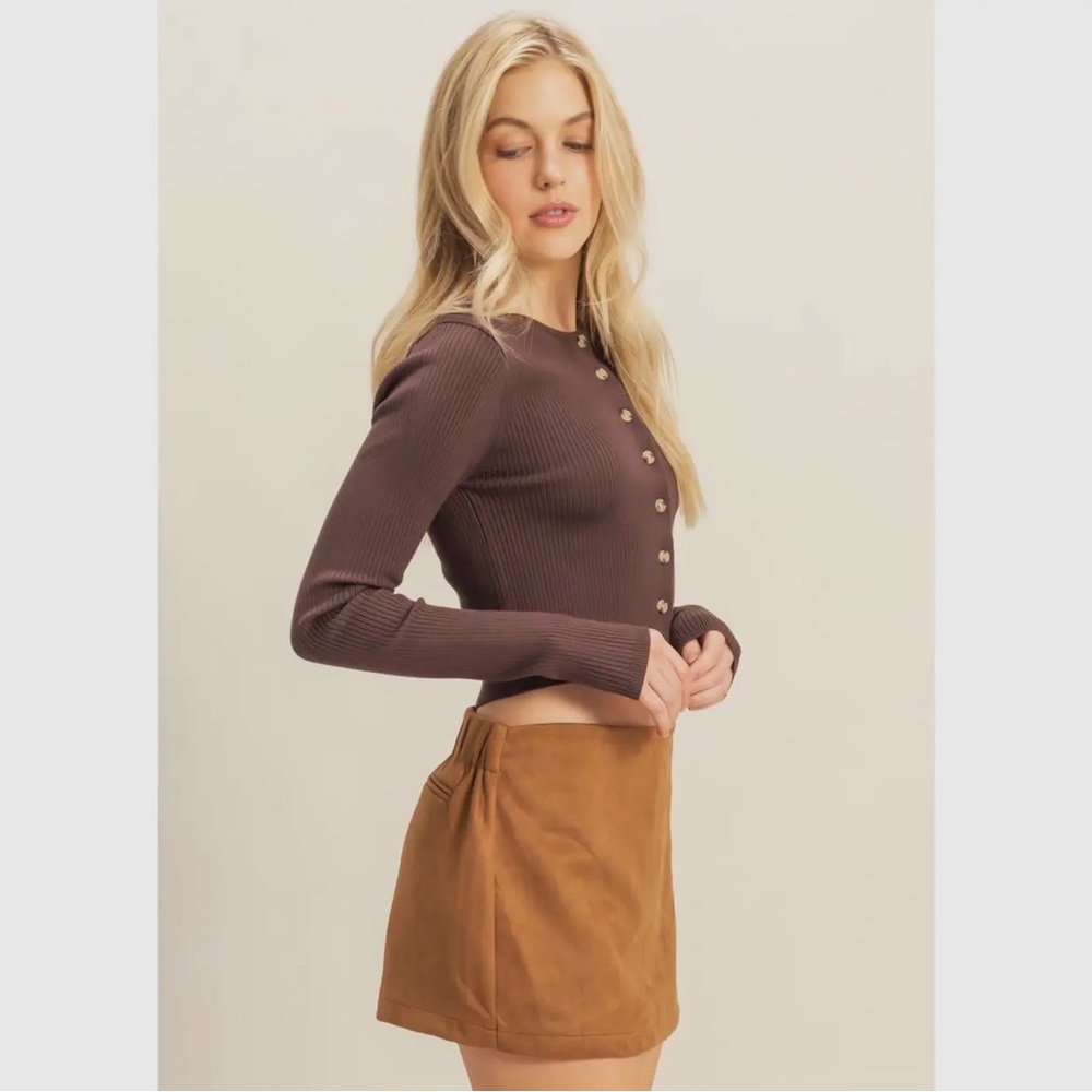 Button-Up Ribbed Knit Top- nwt - Picture 2 of 5